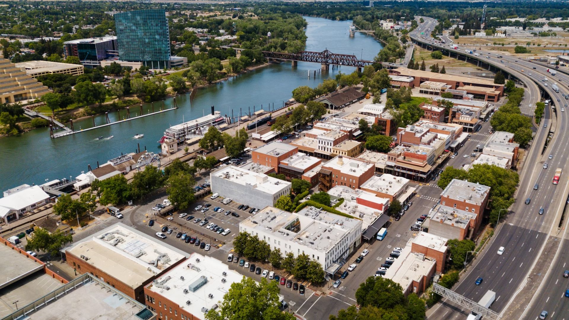 Sacramento has become the first city in California to allow multi-unit building across all single-family areas through Missing Middle Housing (MMH) Interim Ordinance rule