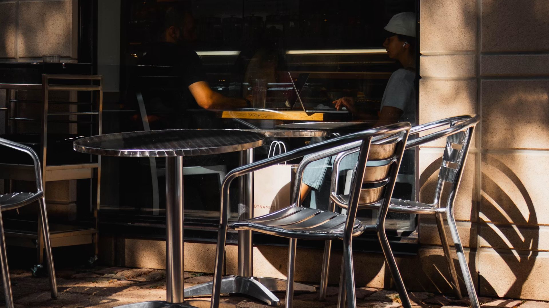 Sacramento residents, restaurant operators and others interested in outdoor dining will have an opportunity this month to speak directly with city staff about the Al Fresco Outdoor Dining Program and the steps required to participate.