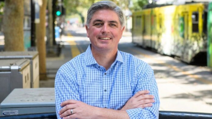City Councilmember Phil Pluckebaum of District 4 promotes the opening of applications for the Restaurants Care Resilience Fund, a statewide grant program aimed at small food businesses that continue to carry the weight of rising costs, staffing pressures and unexpected setbacks.