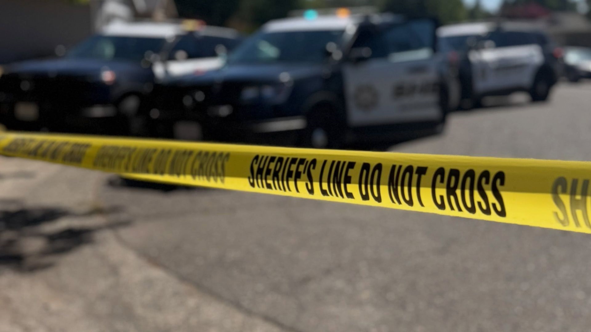 A Friday morning crime spree in La Riviera escalated quickly, moving from a reported vehicle burglary to a terrifying confrontation inside a home. Within less than 90 minutes, deputies were pursuing an armed man through neighborhood streets and into a large parking lot.